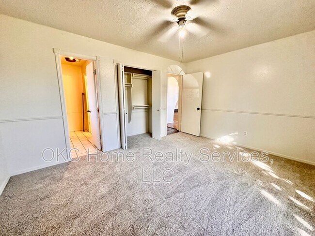 Building Photo - 9817 Grimsbey Ct