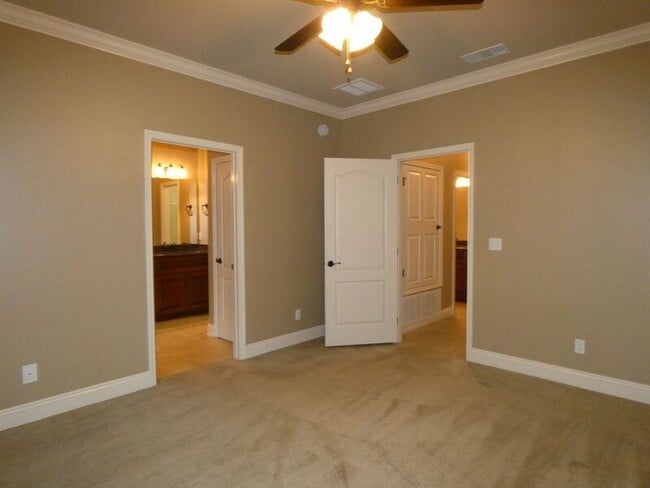 Building Photo - 1737 Sound Haven Ct