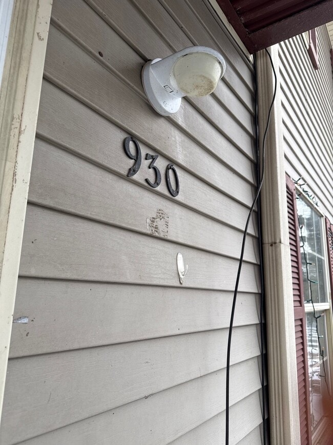 Building Photo - 930 Norris St