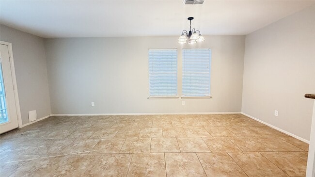 Building Photo - 31 Dellforest Ct