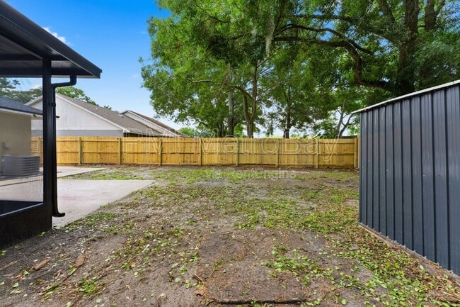 Building Photo - 3306 Laurel Dale Dr