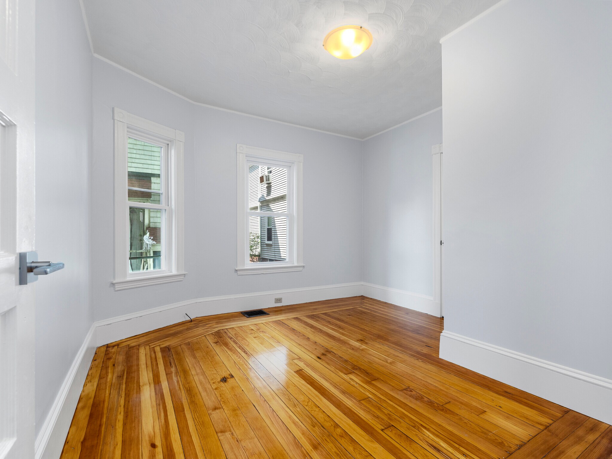 Building Photo - 59 Hawthorne St