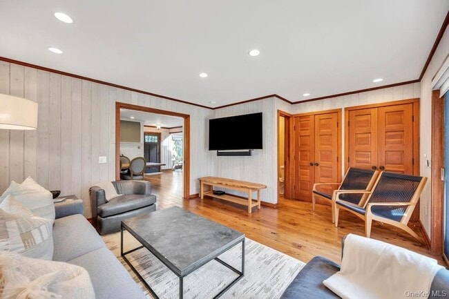Building Photo - 150 Copeces Ln