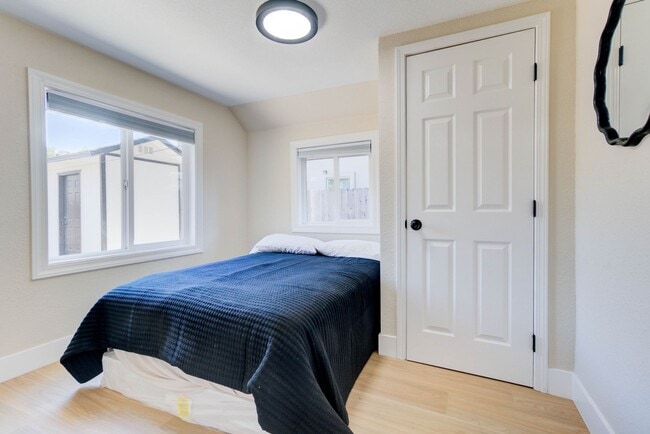 Building Photo - Renovated 1-Bedroom Cottage with Storage Shed & Gated Yard