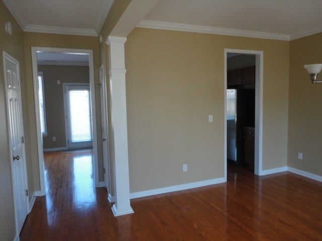 Building Photo - 317 Collinsworth Dr