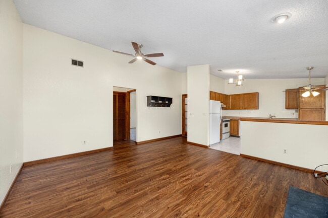 Building Photo - 1075 S Garrison St