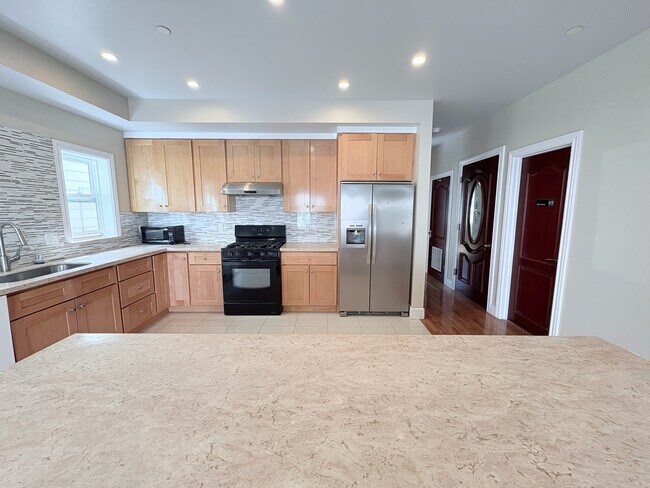 Building Photo - 109 Hillcrest Dr