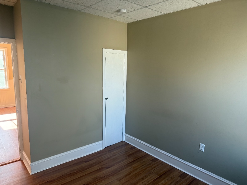 Building Photo - 538 Alden St