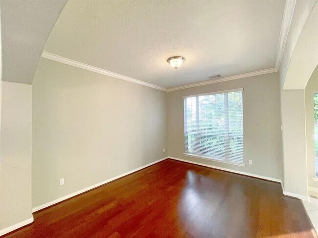 Building Photo - 10815 Lake Raven Ct