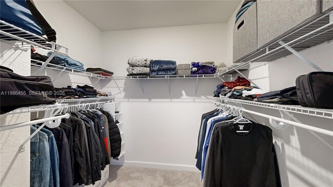 Building Photo - 2333 SE 28th St