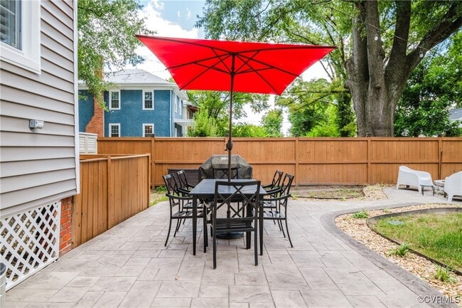 Building Photo - 3100 Barton Ave