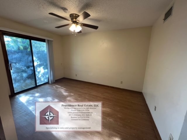 Building Photo - 400 Kennon Ln