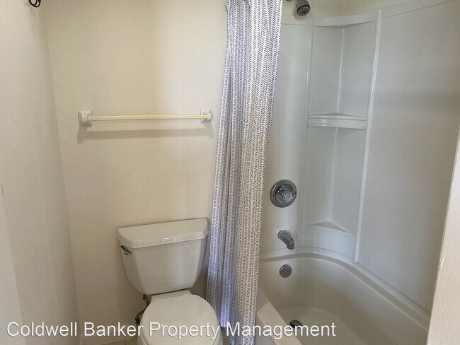 Building Photo - 2 br, 2 bath House - 75-5863 Kuakini Hwy #...