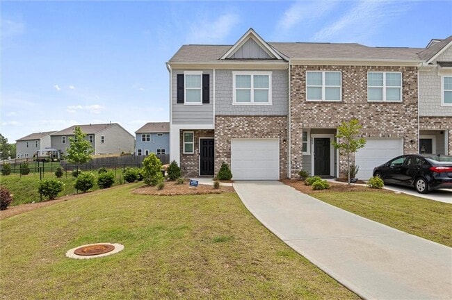 Primary Photo - 595 Magnolia Cir