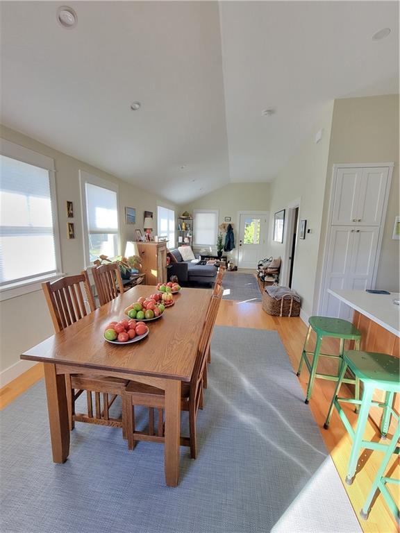 Building Photo - 33 Sakonnet Dr