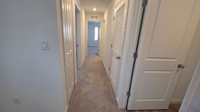 Building Photo - 6916 Golden Monarch Ave