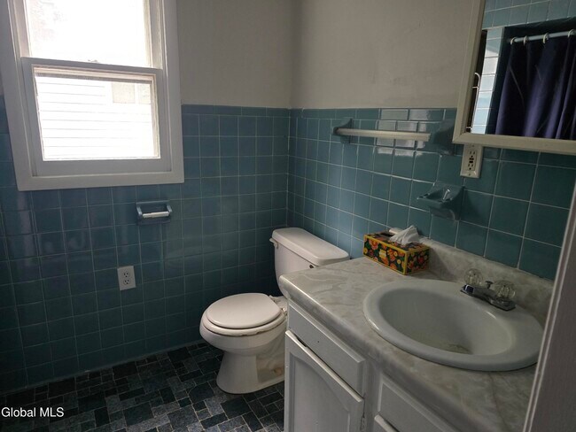 Building Photo - 3206 Guilderland Ave
