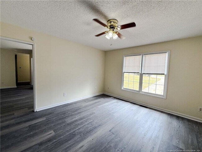 Building Photo - 518 Suffolk Ct