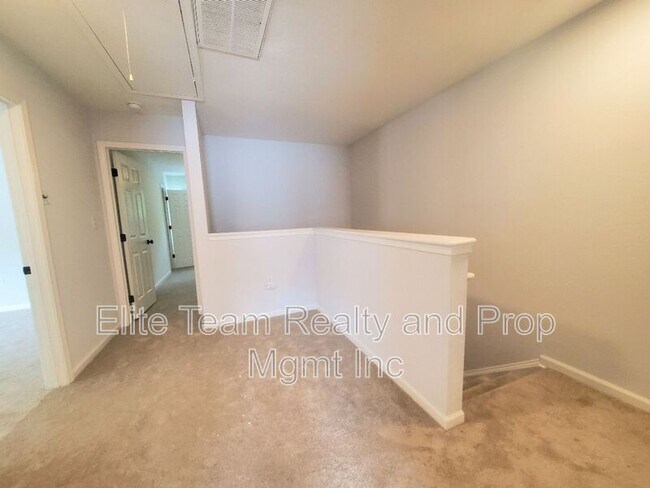 Building Photo - 5709 Kelden Walker Ln