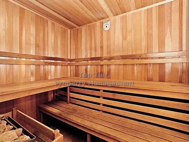 Building Photo - Upgraded Top-Floor 2 bed/ 2 bath with Pool...