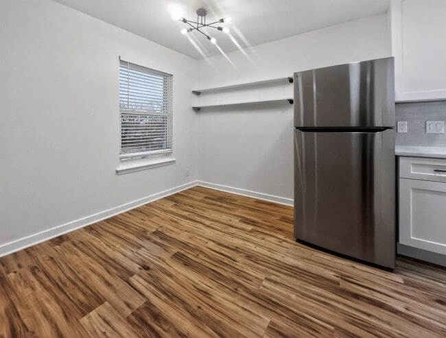 Building Photo - 3438 Willowrun Dr