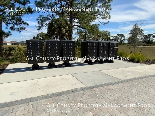 Building Photo - 6319 Crested Eagle Ln