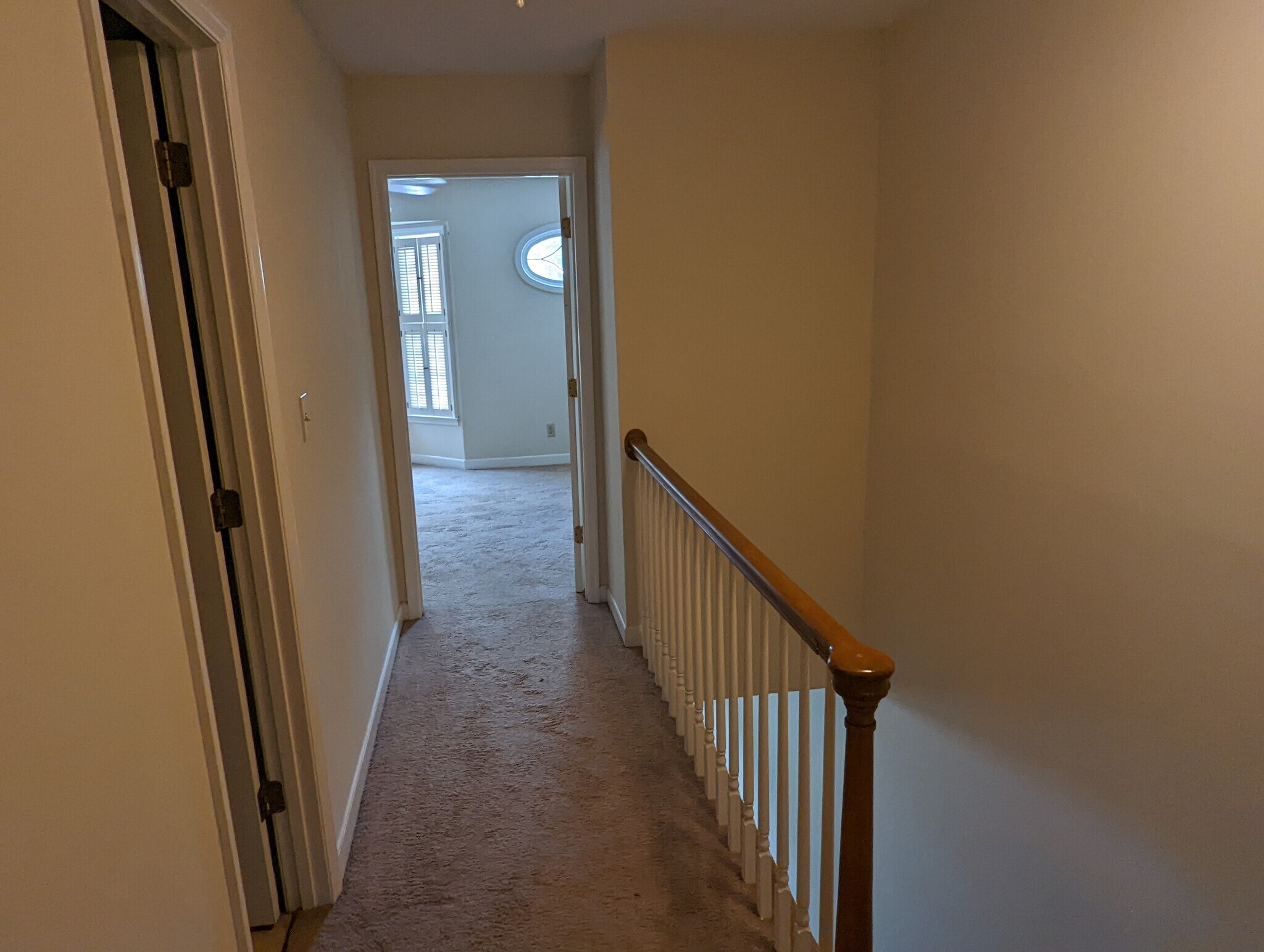 Building Photo - 215 Woodburn Club Ln