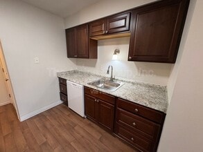 Building Photo - 17890 SW Alexander St