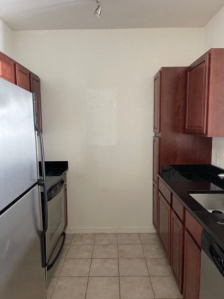 Kitchen - 6506 America Blvd