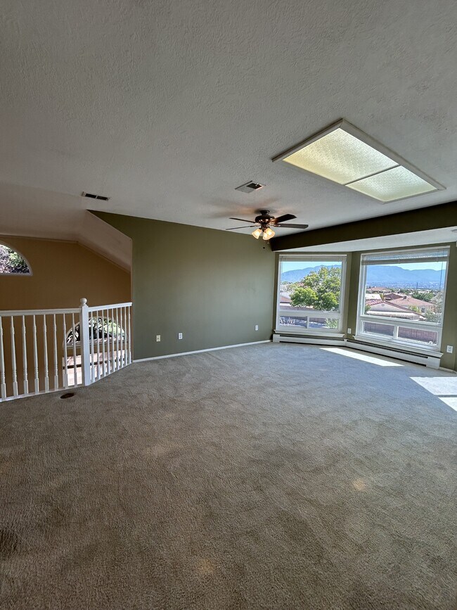 Building Photo - 8316 Calle Primera NW
