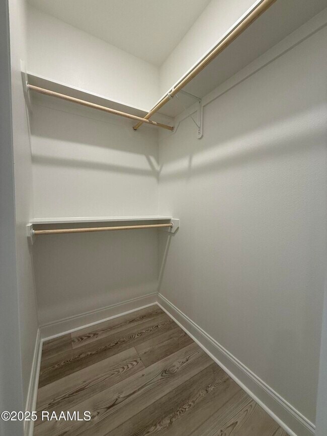 Building Photo - 135 Ridley Ln