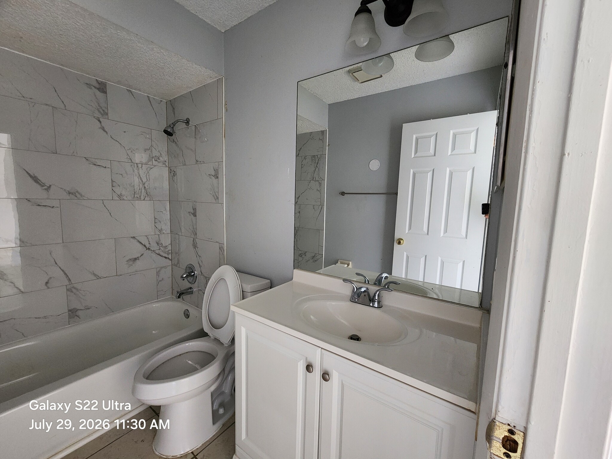 Building Photo - 7949 Pinehurst Dr