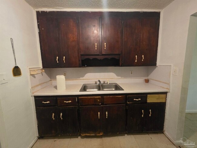Building Photo - 6710 Gulley Ln