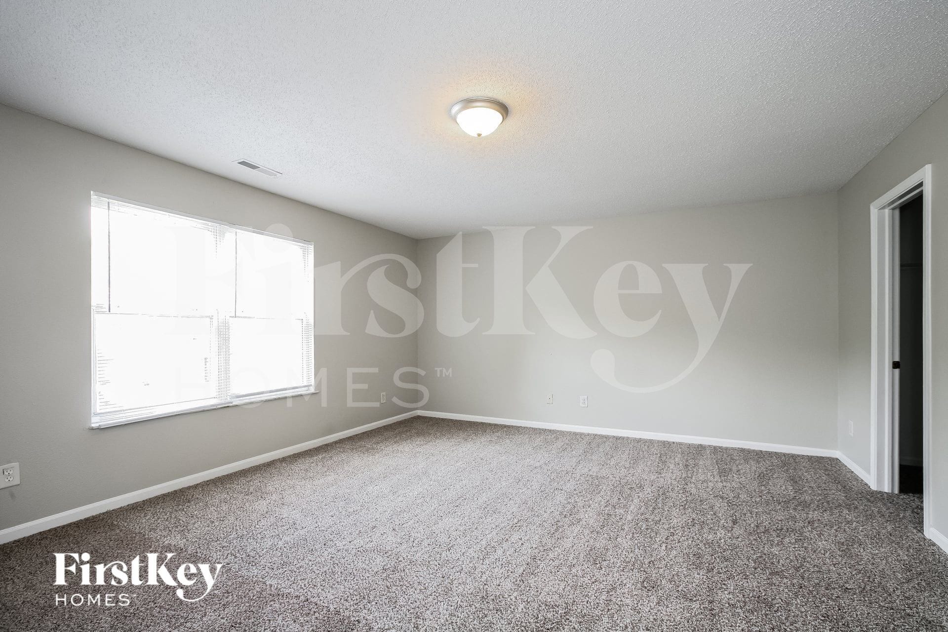 Building Photo - 8925 Lighthorse Dr