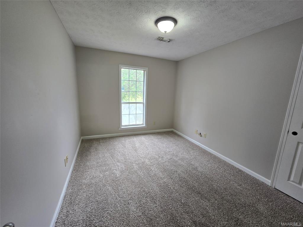 Building Photo - 1413 Co Rd 43