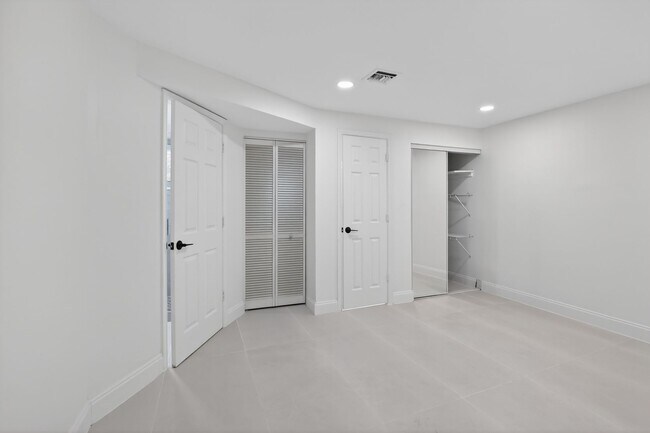 Building Photo - Renovated 3BR/2BA Corner Single-Family Home – Large Fenced Yard, NO HOA