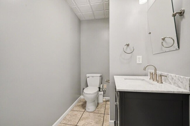 Building Photo - 5050 Mendenhall Dr.