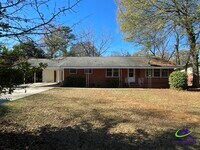 Building Photo - 107 Springdale Dr