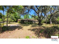 Building Photo - Fabulous move in ready home!