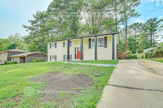 Building Photo - 2675 Jamestown Way