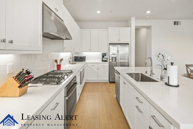 Building Photo - 26773 Laurel Mountain Lp