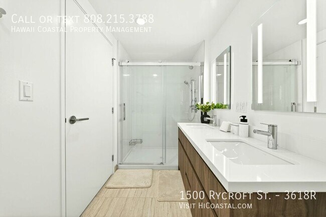 Building Photo - 1500 Rycroft St