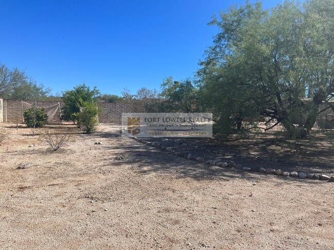 Building Photo - Beautiful 3 bedroom 2 bathroom with washer & dryer AVAILABLE SOON!