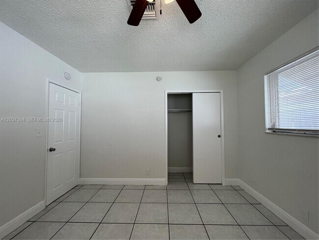Building Photo - 240 NW 48th Ct