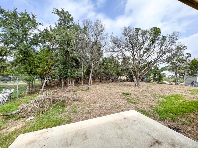 Building Photo - 1893 Blueridge Dr
