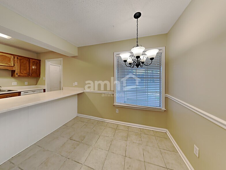 Building Photo - 3047 Valley Green Ln
