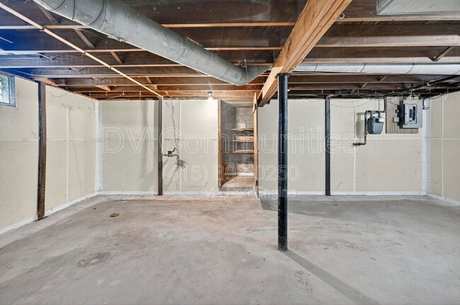 Building Photo - 126 Erie St