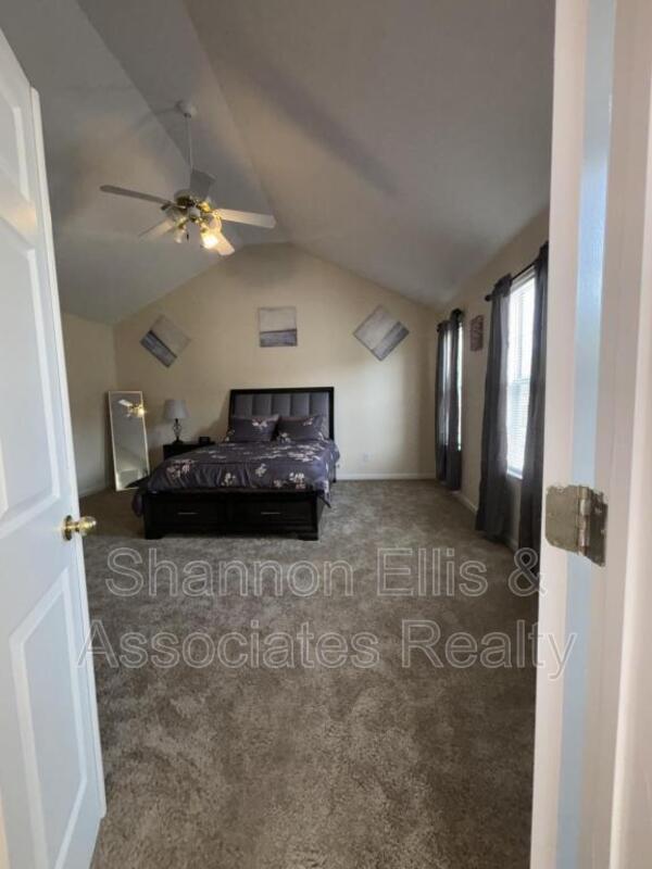 Building Photo - 4511 Ravenwood Pl