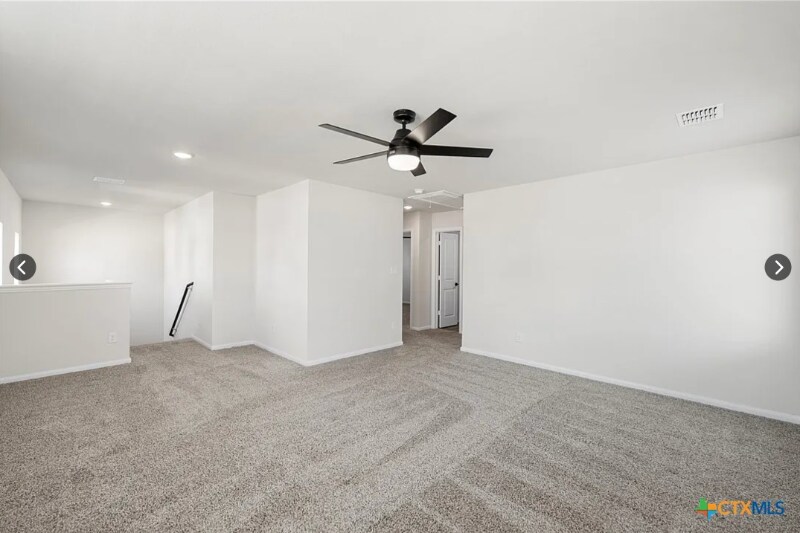 Building Photo - 209 Villars Dr