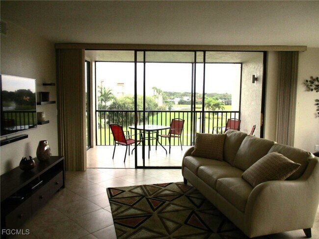 Building Photo - 4160 Steamboat Bend E